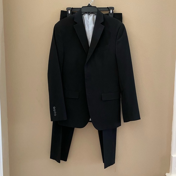jf j.ferrar Other - J.Ferrar slim fit suit-jacket 36s pants 30x30